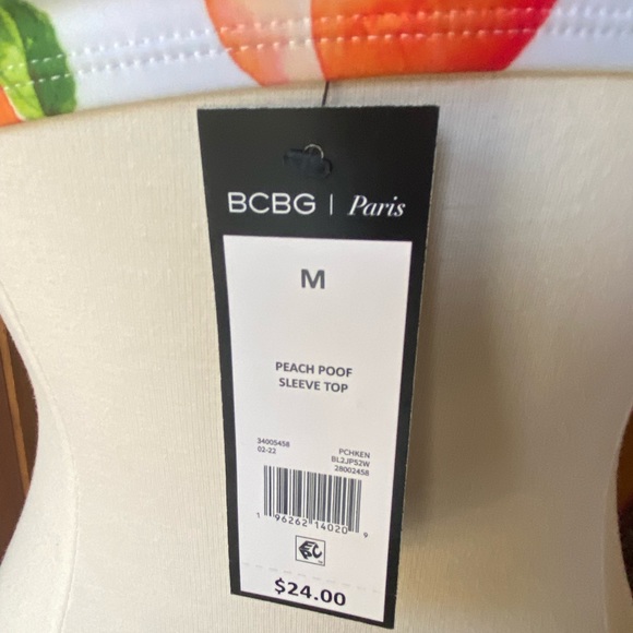 BCBG PARIS Medium Peach Poof Sleeve
Bikini Top NWT - Picture 8 of 10